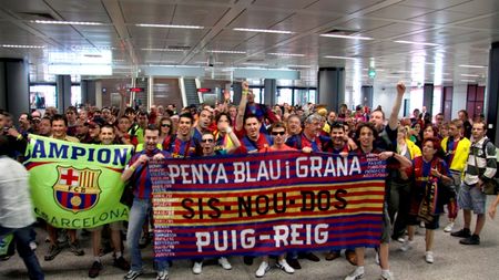 Trei fani ai Barcelonei au fost reținuți lângă Roma!**