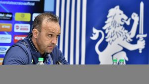 "Știți să țineți un secret? Și eu". Corneliu Papură, misterios după ce a învins Astra + ce a spus despre Victor Pițurcă