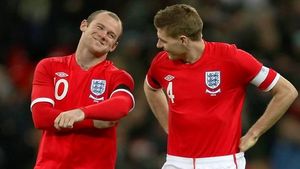 "Unul dintre cei mai buni alături de care am jucat, unul dintre cei mai buni împotriva cărora am jucat..." Mesajul de SUPER CLASĂ‚ postat de Rooney la retragerea lui Gerrard