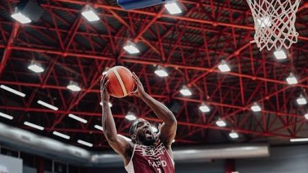 Singurul baschetbalist trecut prin NBA povestește ce face în timpul liber în București. „Stau departe de porc! Prefer puiul și peștele" | EXCLUSIV