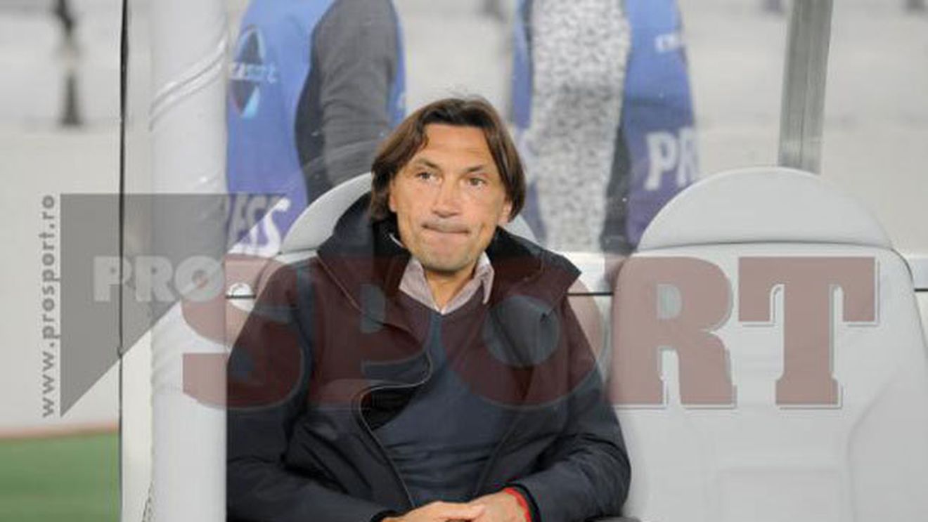 Bonetti simte presiunea!** Cornel Dinu face o dezvăluire care îl va rușina pe italian: "Domnul Badea merită prima de meci, nu el"