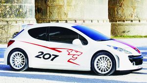 10 bombe de buzunar!** Mașinile luxoase puse la pământ de 'cotețe' hipermotorizate