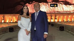 Unica fiică a lui Ion Țiriac îi calcă pe urme miliardarului! Ioana s-a filmat în timp ce trage cu arma: a ciuruit ținta cu o precizie de lunetist | VIDEO