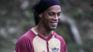 Debut triumfal al lui Ronaldinho la noua sa echipă