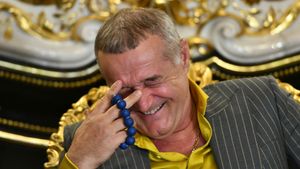 Gigi Becali, criză de râs în direct când a aflat noua poreclă pe care Adrian Mutu i-a dat-o!