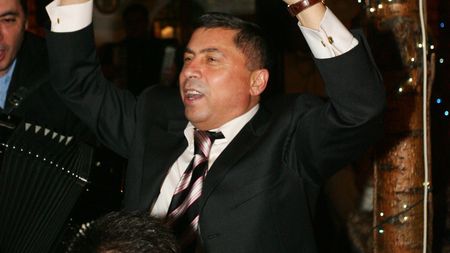 Turcu: "Niculae dă două goluri cu NEC și ne calificăm"