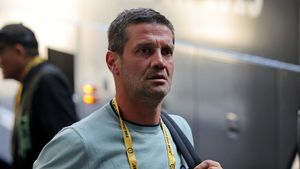 S-a operat pe creierul mic și îl pune la zid pe Cristi Chivu: „Are Dumnezeul lui. Pentru mine nu mai există”