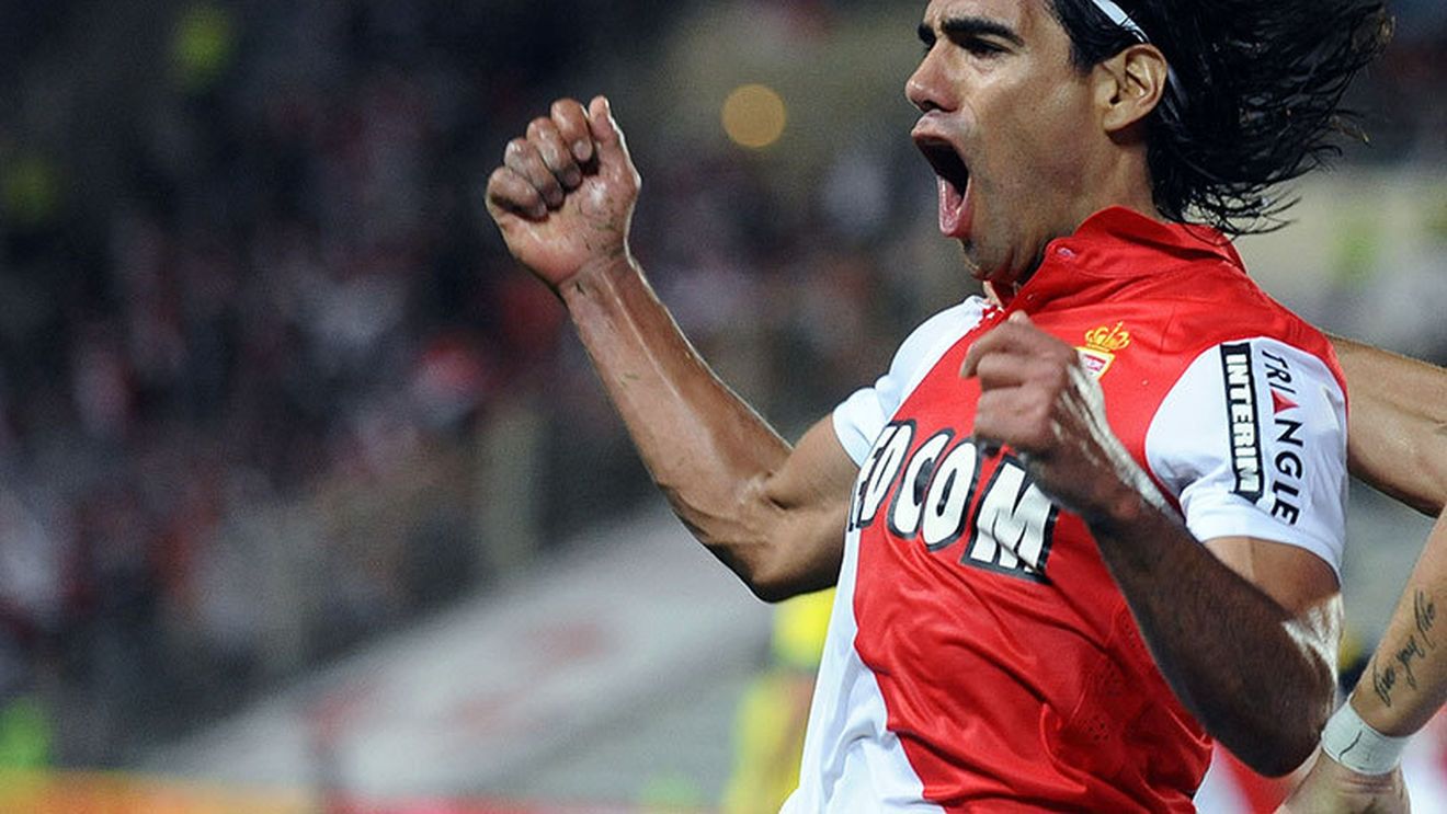 Atacul, cea mai mare problemă a lui Van Gaal. "Editorialistul" Paul Scholes a dat verdictul: "Falcao, Rooney și Van Persie nu pot evolua în același 11"