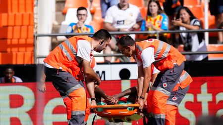 Accidentare șoc: s-a rupt și va lipsi 6 luni de la echipă!