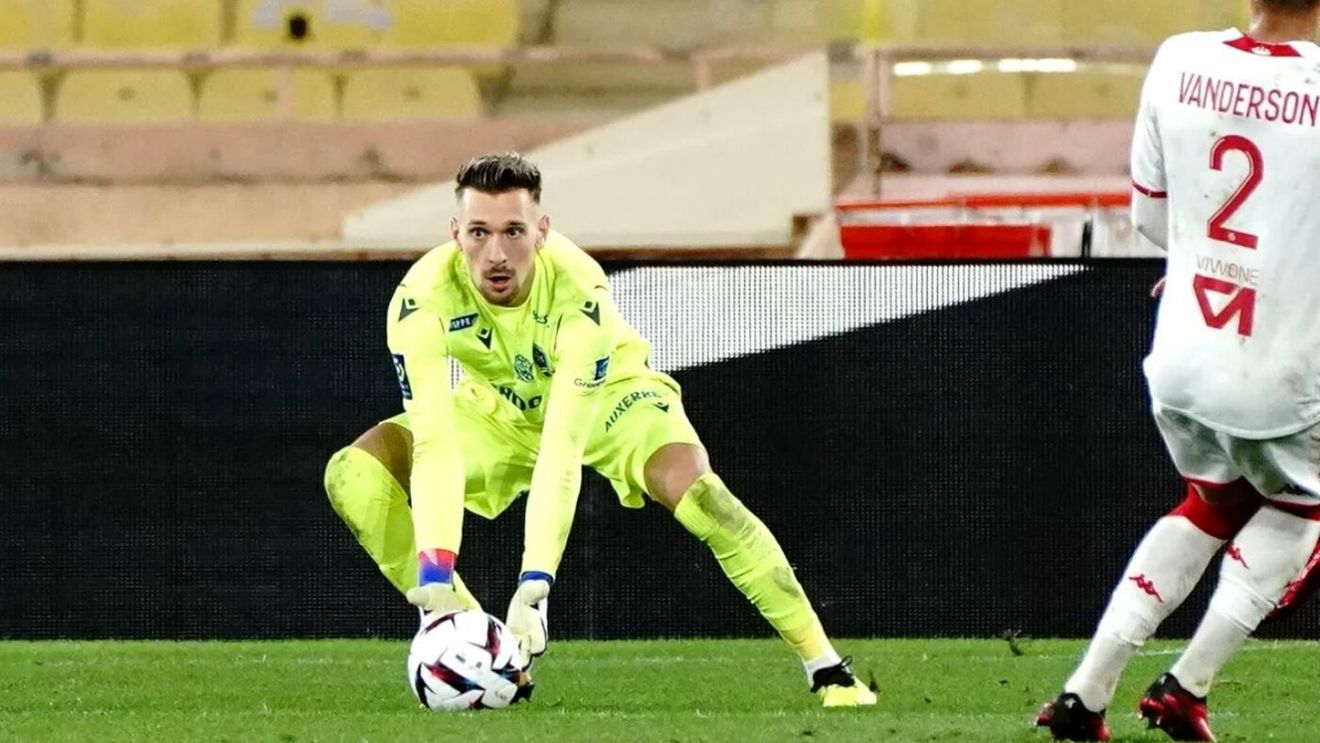 Agentul lui Ionuț Radu, anunț despre viitorul portarului român: „A făcut un sezon mare la Auxerre”