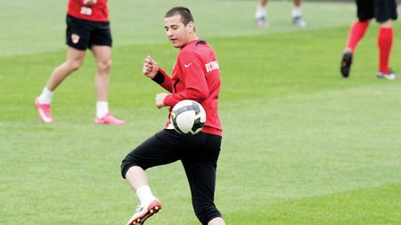 Zicu, știi și câștigi