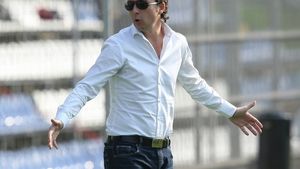 Pleacă MM din fotbal?** "Nu exclud varianta"