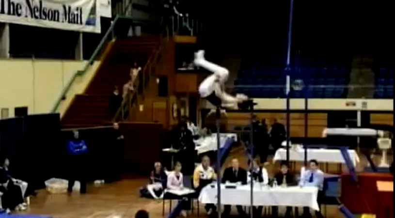 VIDEO| Accident groaznic în gimnastică