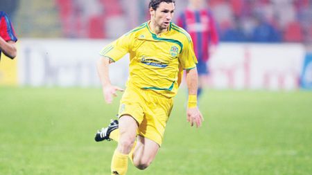 Atacantul care a marcat de 4 ori în 2 ani promite să salveze Steaua! Burdujan: "Veți răguși la golurile mele!"