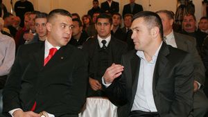 Doroftei îi dă replica lui Obreja: "Când m-a dus cu mașina la spital îmi putea face rău!"** Moșu aruncă mănușa: "Poate boxez cu Obreja la retragere"