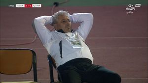 Șumudică, show de zile mari. Echipa lui a avut nevoie de 24 de șuturi pentru a marca, iar la final le-a cerut socoteală șeicilor: "Șumudică pleacă mâine! De ce nu primesc 10 milioane?"
