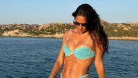 Melissa Satta, femeia despre care s-a zvonit că s-a iubit cu Adrian Mutu, apariție fabuloasă în costum de baie, la 40 de ani!