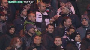 VIDEO Scoțienii se așteptau să îi vadă pe italieni muți de uimire în timpul intonării "You'll never walk alone"! În schimb, au primit reacția asta din peluza lui Juve: