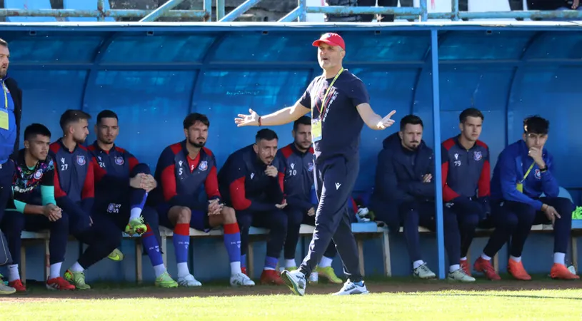 Erik Lincar vrea de la jucătorii săi mai multă încredere față de ultima deplasare. E nemulțumit de implicarea la antrenamente înainte de meciul cu Poli Iași: ”Sper să aibă o reacţie”