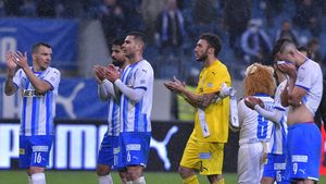 Ce veste pentru Reghecampf și Universitatea Craiova: fostul jucător de la FCSB e la antrenamente! A fost la celebra Marijana și e vindecat complet! | EXCLUSIV