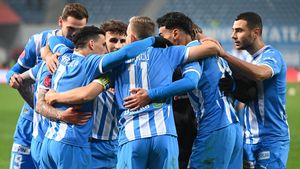 Jucătorul Universităţii Craiova a revenit într-un meci oficial după 9 luni de pauză