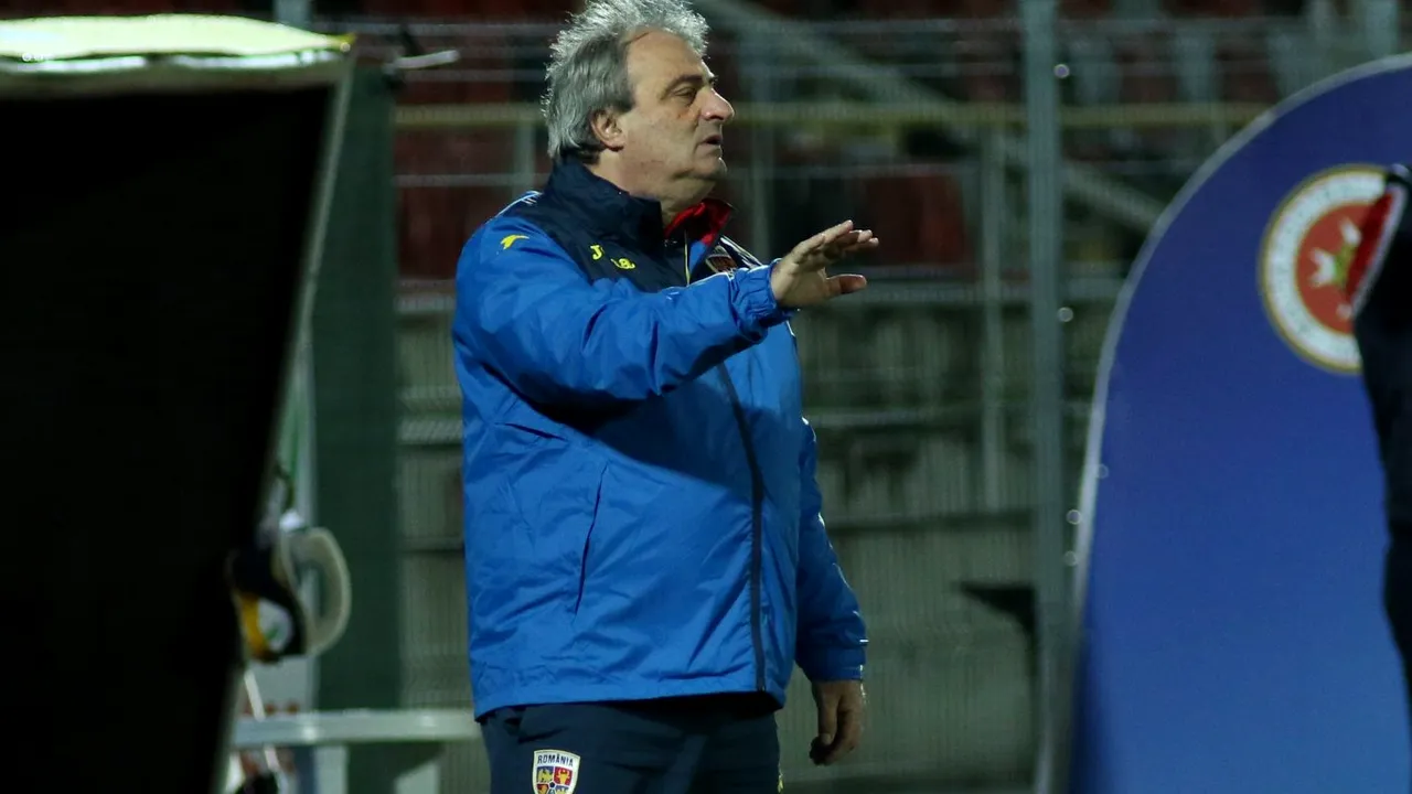 Mihai Stoichiță, un Gigi Becali al echipei naționale? Acuzații la adresa oficialului FRF: „Schimbă și el jucătorii în timpul meciului! Face tactica în vestiar”