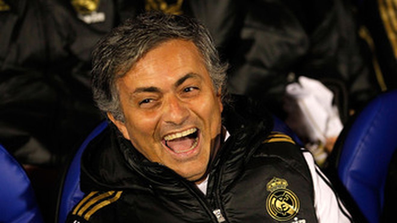 EPIC - FOTOGRAFII care fac cât 1000 de cuvinte:))** 5 MOTIVE pentru care Barcelona URĂ‚ȘTE Madridul!