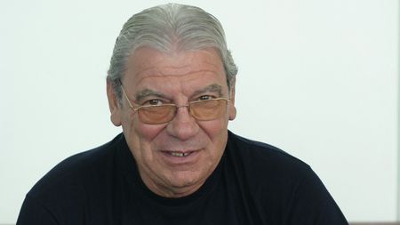 "Stoichiță poate să facă o echipă care să se bată la titlu! **Trebuie lăsat în pace!"