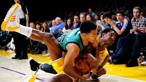 Ajutați de rivali. Lakers a oprit cea mai neagră serie din istorie de pe teren propriu chiar împotriva lui Celtics