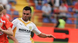 Cristescu: "Locul din clasament nu ne onorează!** Vom furniza surpriza în Cupă!"