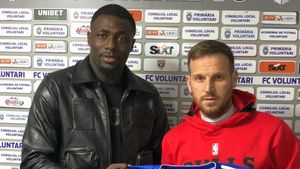 FC Voluntari a transferat un atacant nigerian de 1.90 înălțime! Ilfovenii l-au prezentat oficial