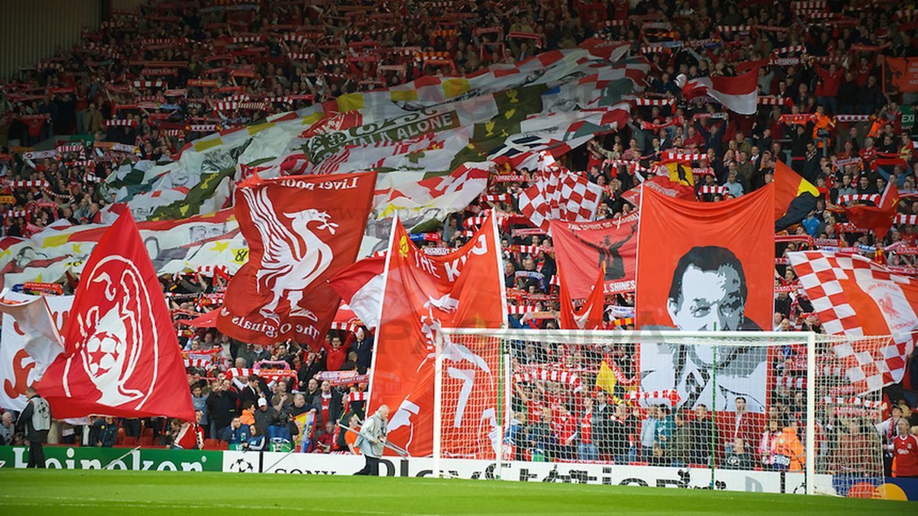 Prețurile biletelor la meciurile de fotbal din Anglia au crescut de trei ori mai mult decât rata inflației