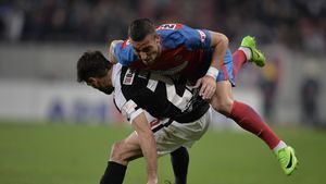 Câinii și pisicile. Cronica unui meci în care vicecampionii doar au zgâriat la poarta lui Penedo, iar Dinamo și-a arătat colții până în final. FCSB - Dinamo 1-3 