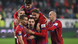 Cel mai ciudat transfer! Fostul jucător al Stelei l-a refuzat pe Gică Hagi și oferta de a juca în preliminariile Ligii Campionilor pentru a semna cu o altă echipă din Liga 2!