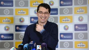 Burleanu: "Noul selecționer va fi străin, suntem foarte aproape de a ne îndeplini ținta!" Șeful FRF a vorbit cu antrenori din Germania, Belgia și Olanda