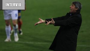 Bergodi e nemulțumit** "Vorbe! Dar jucători?"