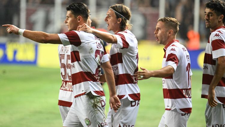 🚨 Petrolul – Rapid 0-2, în etapa 6 din Superliga. Victorie facilă pentru giuleșteni pe „Ilie Oană”, grație golurilor lui Dobre și Moruțan!