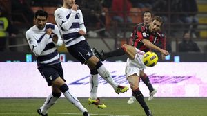 Ștefan Radu cheamă încă un român în Serie A!** Le-a propus șefilor de la Lazio un fundaș de 3 milioane de euro