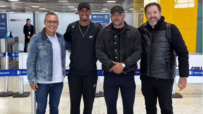 Transfer bombă! Rapid a adus un atacant brazilian pentru titlu