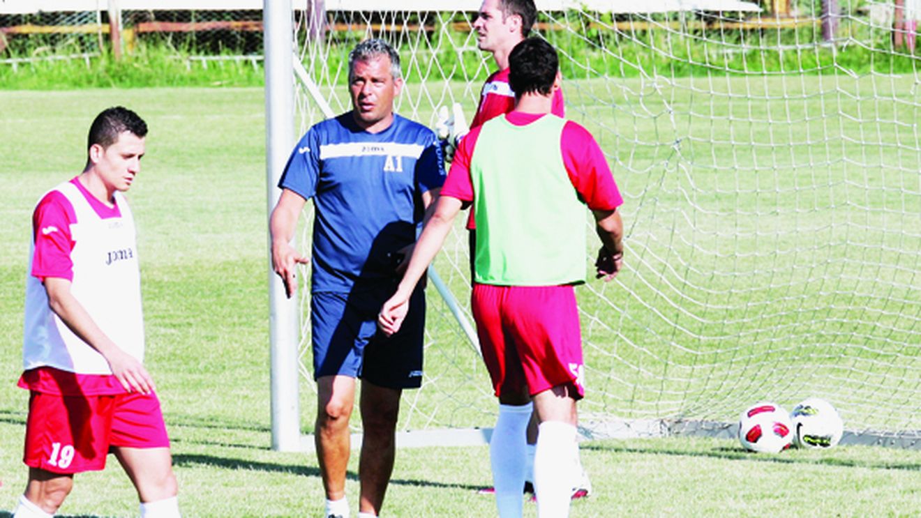 Tremură "Animalul"! Paszkany i-a trasat obiectivul lui Jorge Costa:** "15 puncte în primele 5 etape!" Bonusul e pe măsură