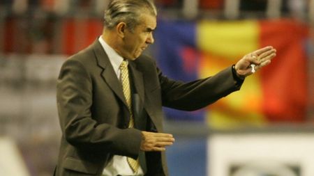 Iordănescu: "Dacă jucăm ca la Euro, falimentăm"