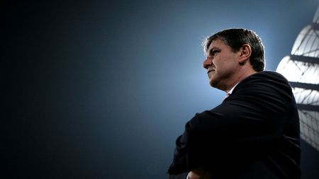 Ce le-ar transmite în vestiar steliștilor "Fiara" Lăcătuș, înaintea meciului cu City: "Ar fi perfect dacă n-ar primi gol!" Ce spune despre transferul lui Stanciu în străinătate