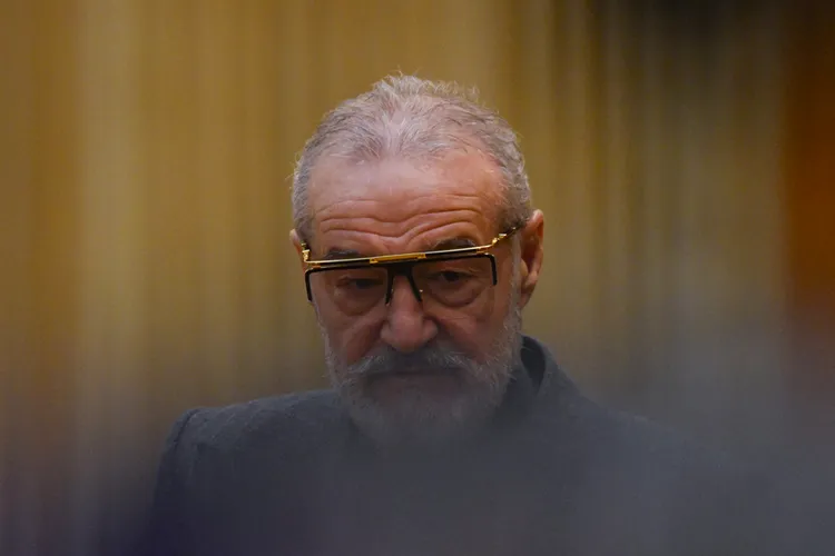Gigi Becali a f&#259;cut anun&#539;ul care d&#259; peste cap fotbalul din Rom&acirc;nia: &bdquo;60.000 de euro salariu!&rdquo;