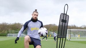 Radu Drăgușin primește un sprijin neașteptat. Un impresar care a făcut transferuri la cele mai mari cluburi ale Europei îi dă o mână de ajutor: „Ăia care au dat milioane de euro pe el știu ce fac”