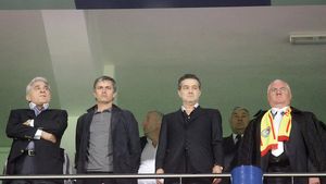 „The Special One" printre noi