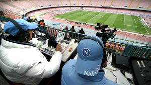 Napoletanii vor să pirateze ProTV-ul! Vezi aici de ce!