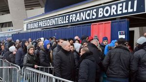 Francezii au înnebunit după tragerea sferturilor Ligii!** Cerere de bilete uluitoare pentru meciul cu BarÃ§a: "La Rolling Stones a mai fost așa!" Câte sute de mii de oameni au ratat ocazia: