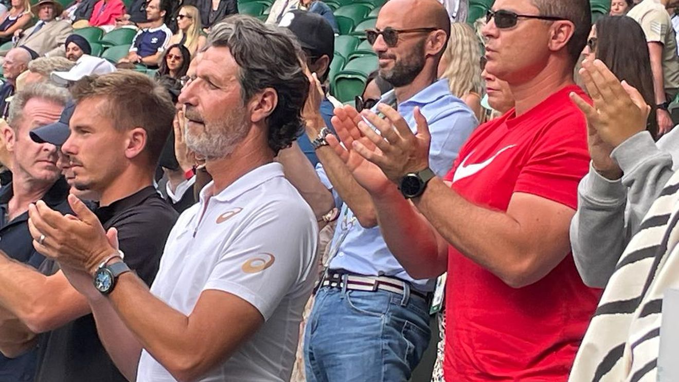 Simona Halep, lojă de star mondial la Wimbledon! A avut 21 de persoane în rândul invitaților și al staff-ului, de 4 ori mai mult decât Badosa! | FOTO EXCLUSIV