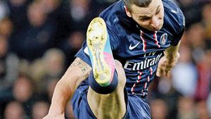 Discordie în Paris!** Ibrahimovic și Leonardo s-au certat în vestiar când fotbaliștii celebrau titlul