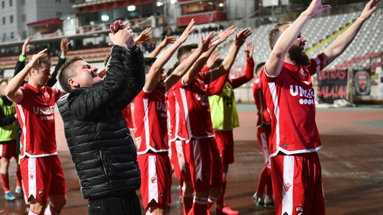 Peluza „Cătălin Hîldan”, prima reacție după numirea lui Dusan Uhrin ca antrenor la Dinamo: „Cunoaște situația!”. Ce se întâmplă cu Gigi Mulțescu